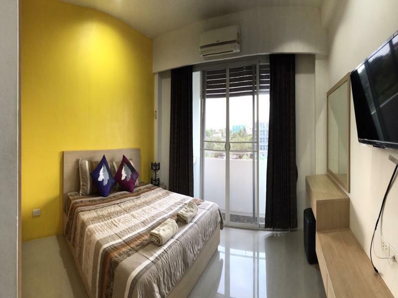 Ruan Plaisoi Apartment Bangkok Esterno foto